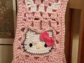 pink_hello_kitty_scarf_4.jpg