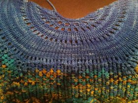 yellow_blue_shawl_3.jpg